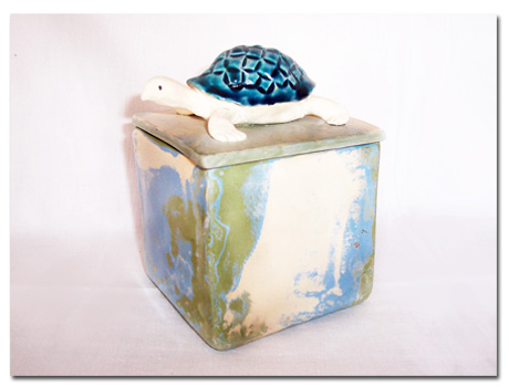 Boite avek tortue